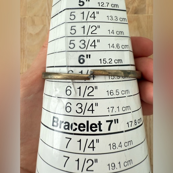 Vintage Disney Swiss made ladies cuff bracelet watch NEW BATTERY - Picture 9 of 9